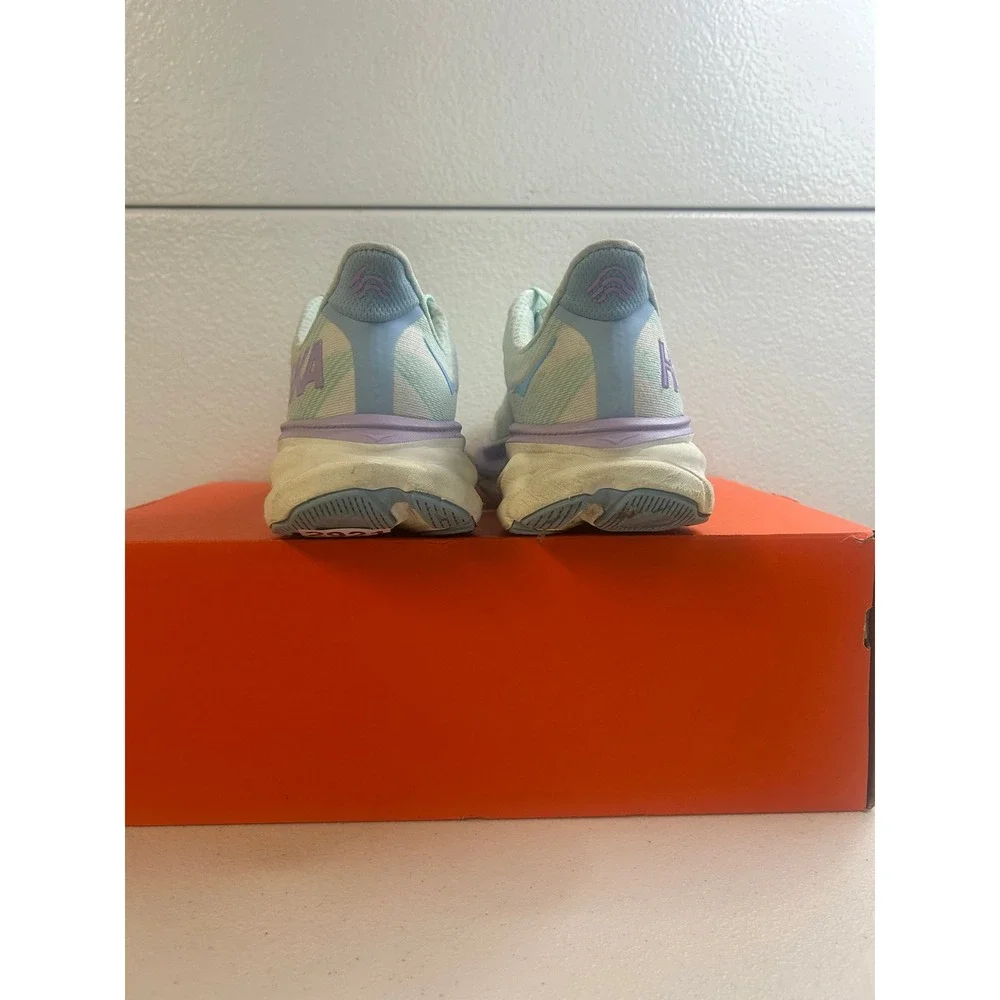 Hoka Clifton 9 Airy Blue Ice Water Women Size 9B #2921